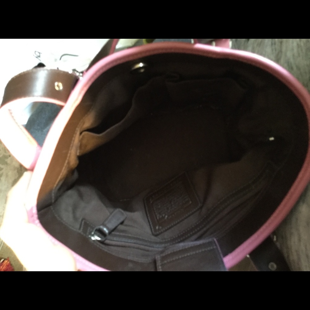 Authentic Coach Hand Bag For Spring! - image 6